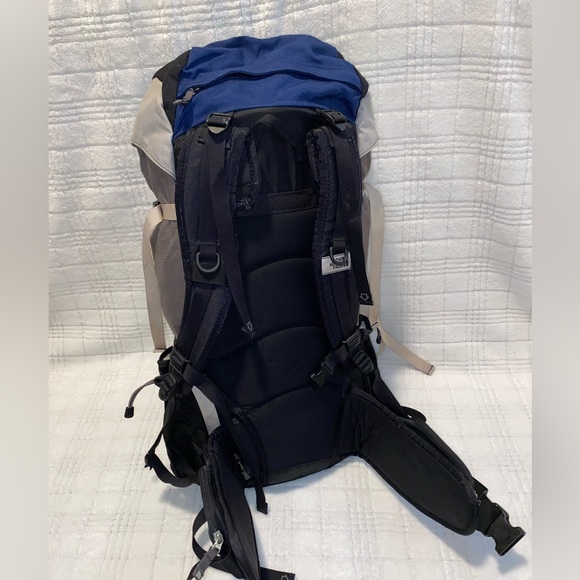 The North Face Terra 40 Backpck - Picture 4 of 16